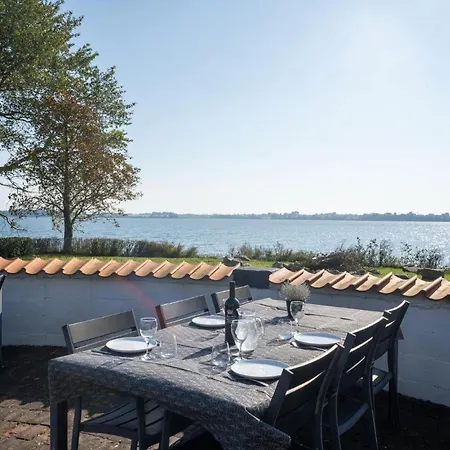 Faergegarden Feriehus *